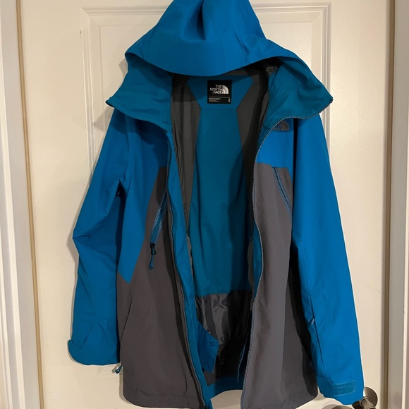 The North Face Pro Project Blue and grey jacket - Picture 2 of 3